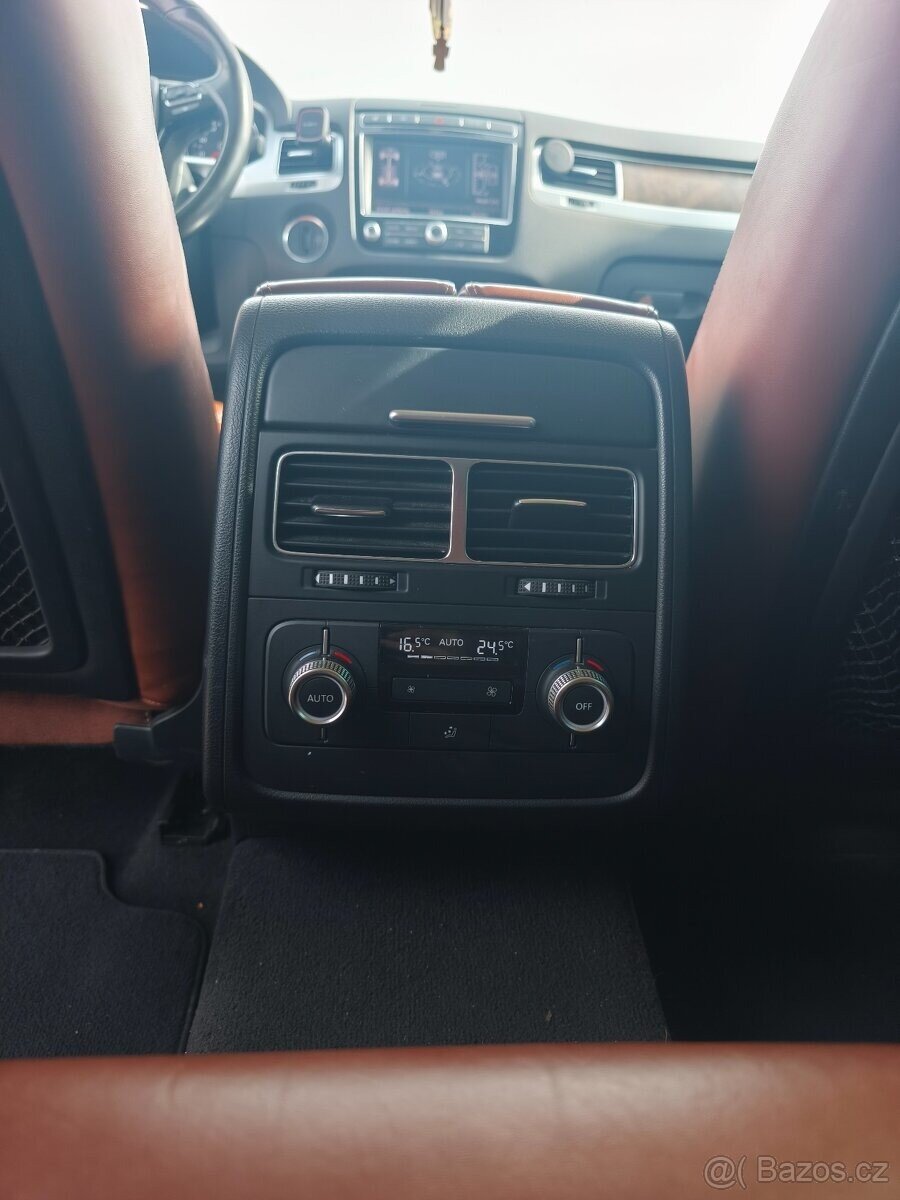 Volkswagen Touareg SUV / Terénní 0,0 196 kw