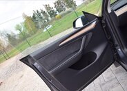 Tesla Model Y SUV / Terénní 0,0 378 kw