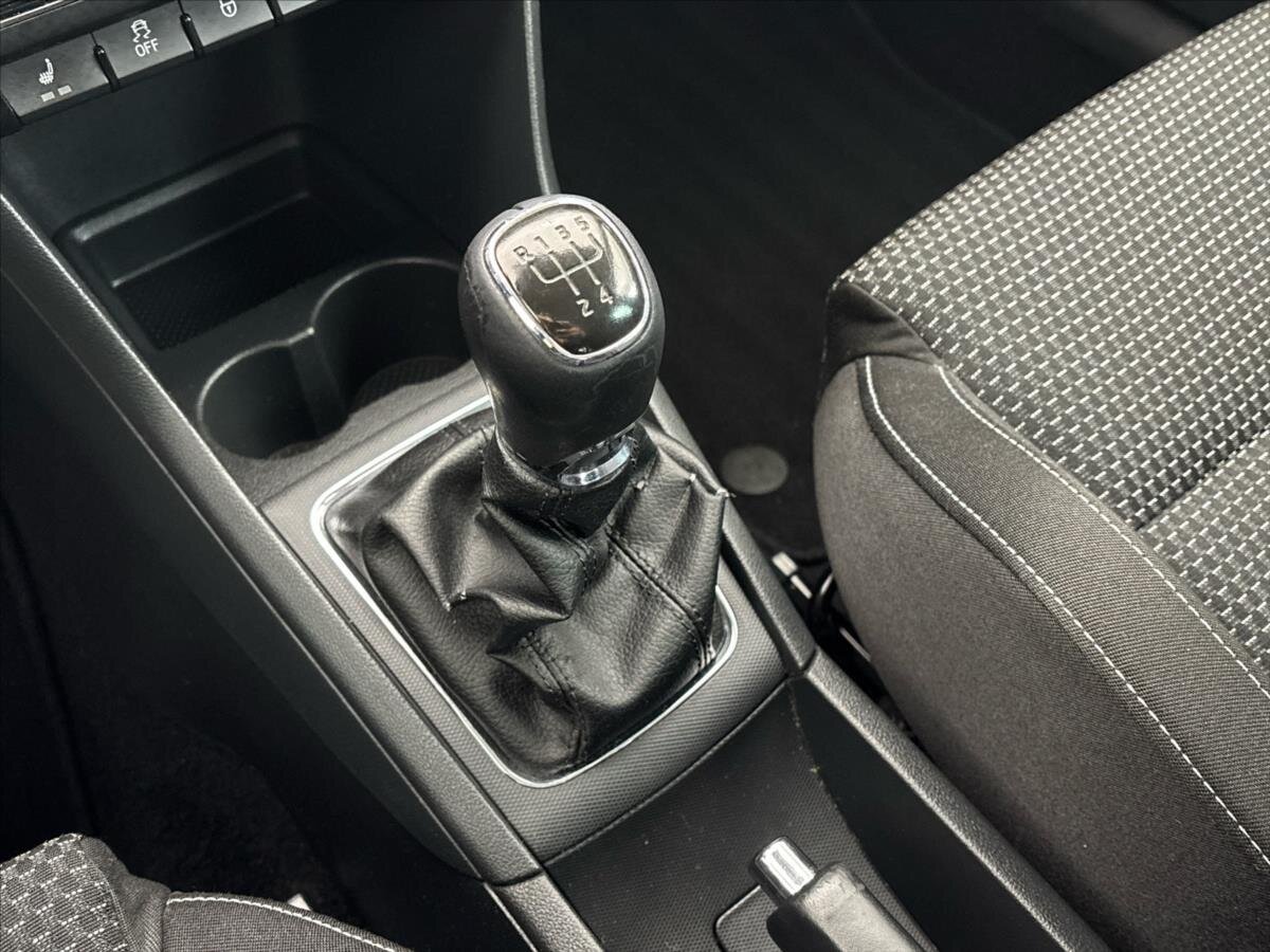 Škoda Rapid Liftback 1,2 l 63 kw