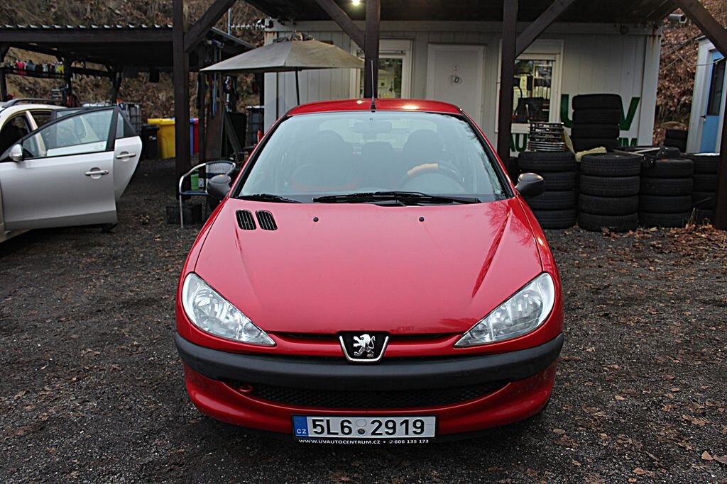 Peugeot 206