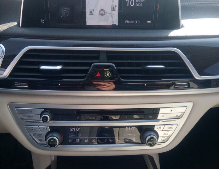 BMW Řada 7 Sedan / Limuzína 3,0 l 235 kw