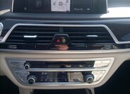 BMW Řada 7 Sedan / Limuzína 3,0 l 235 kw