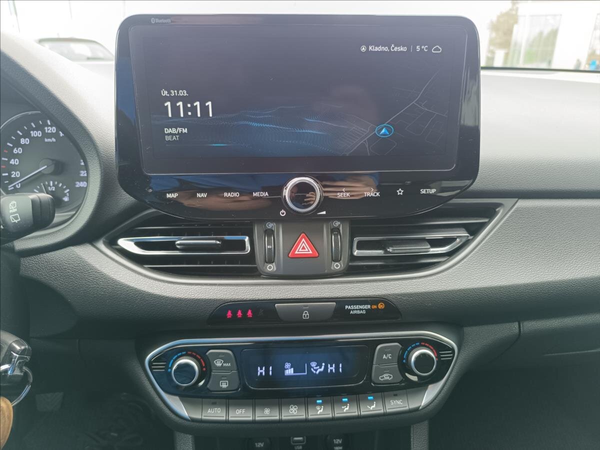 Hyundai i30 Kombi 998,0 88 kw