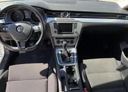 Volkswagen Passat 9