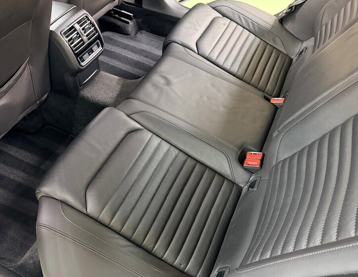 Volkswagen Passat Kombi 0,0 176 kw