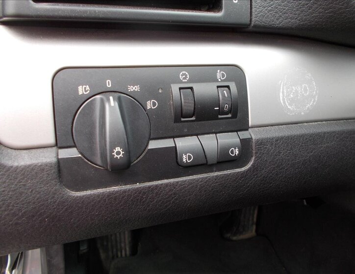 BMW Řada 3 Kabriolet 2,0 l 105 kw