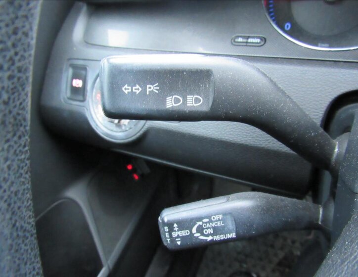 Volkswagen Passat Sedan 2,0 l 103 kw