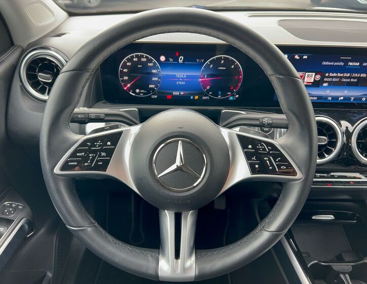 Mercedes-Benz GLB 18