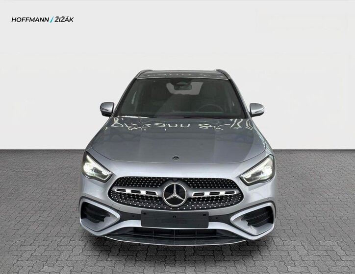 Mercedes-Benz GLA SUV 2,0 l 110 kw