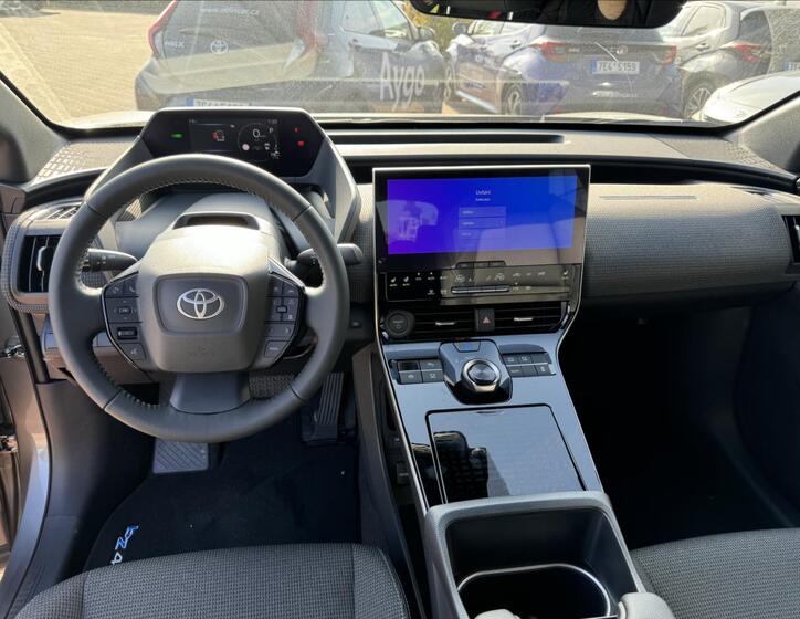 Toyota bZ4X 12