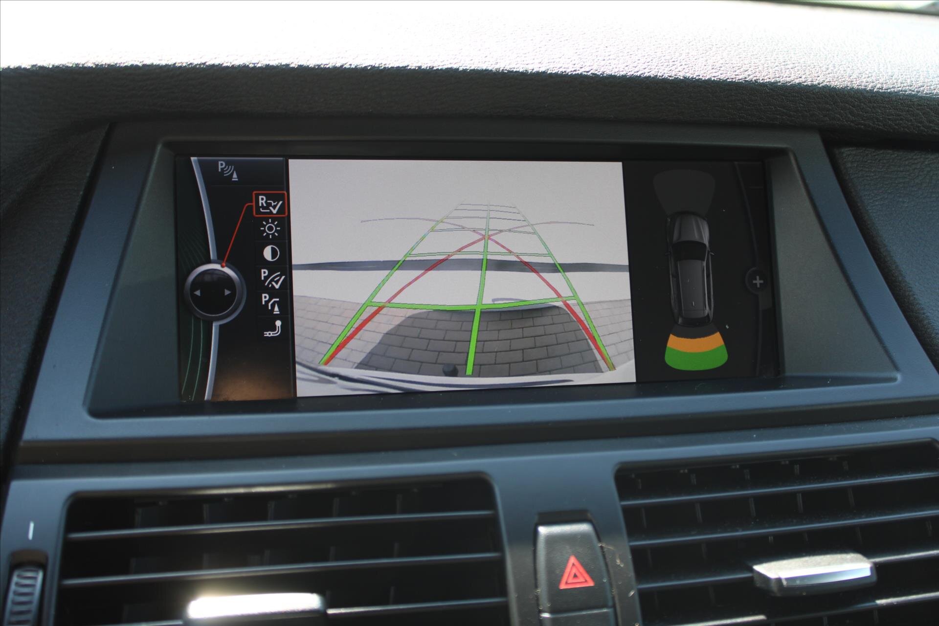 BMW X5 SUV 3,0 l 225 kw