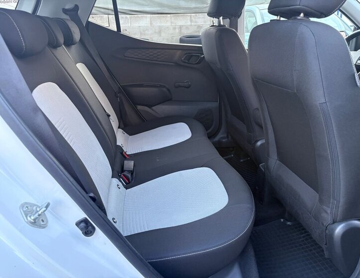 Hyundai i10 Hatchback 998,0 49 kw