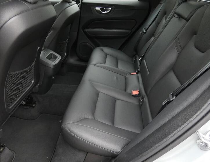 Volvo XC60 18
