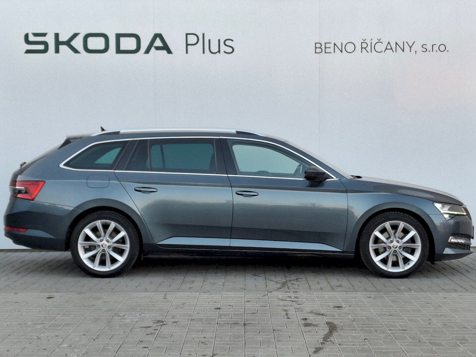 Škoda Superb Kombi 2,0 l 147 kw