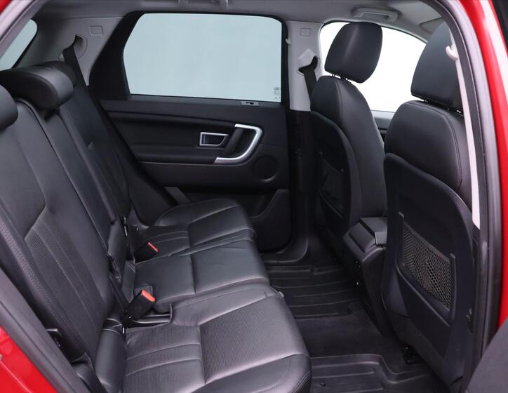 Land Rover Discovery 15