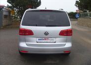 Volkswagen Touran 5