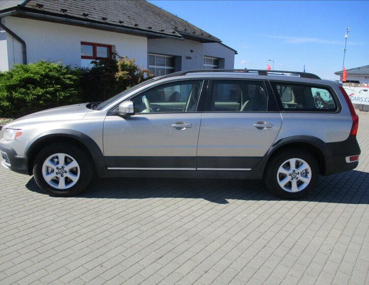 Volvo XC70 2
