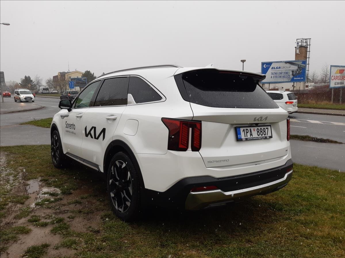 KIA Sorento SUV / Terénní 2,2 l 142 kw