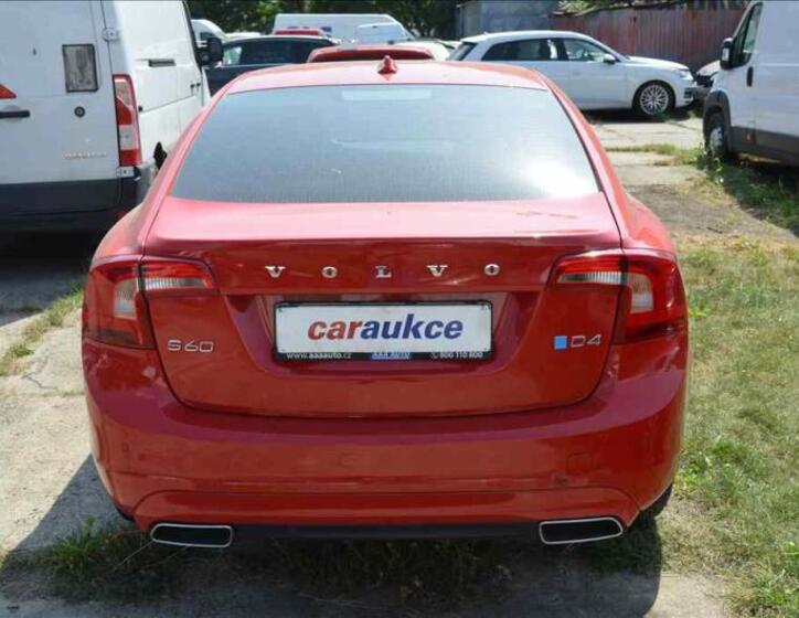 Volvo S60 5