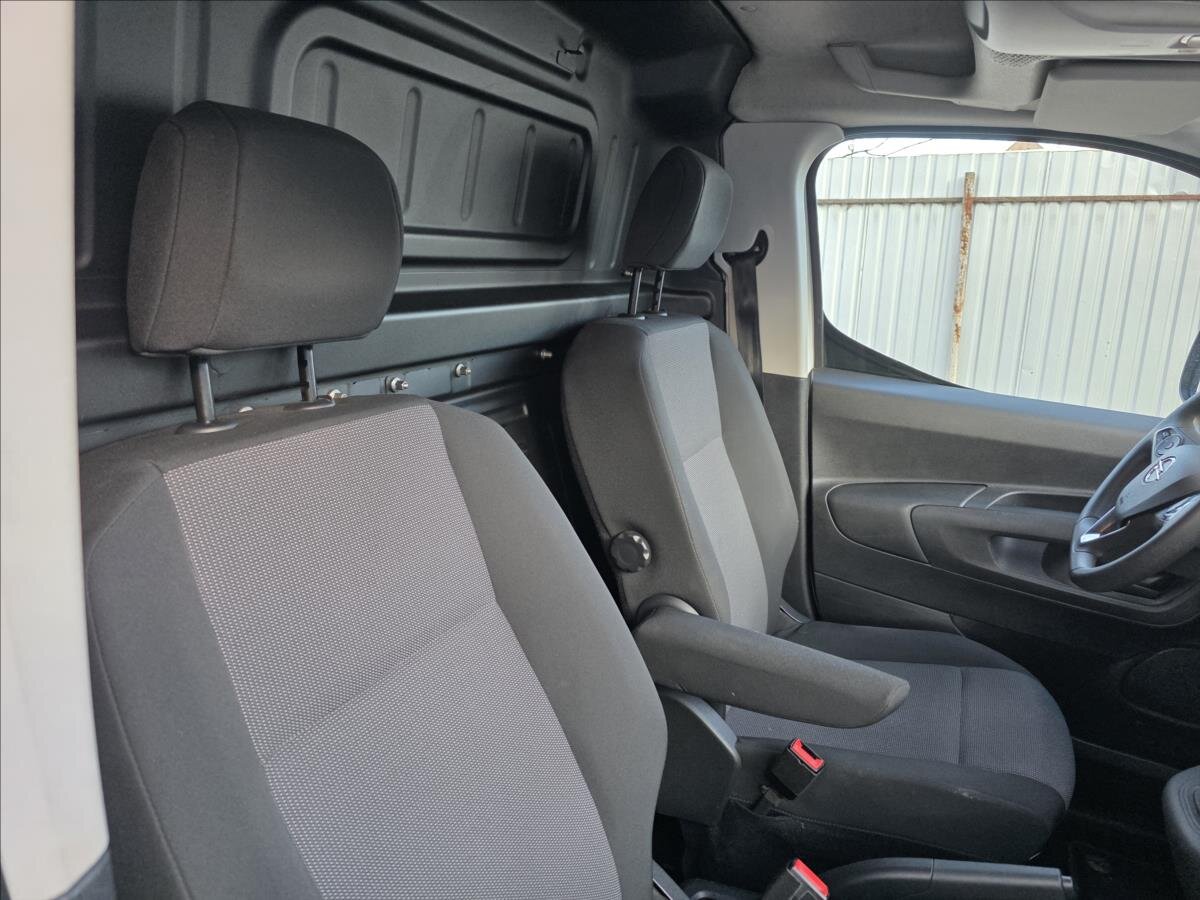 Opel Combo Skříň 1,5 l 75 kw