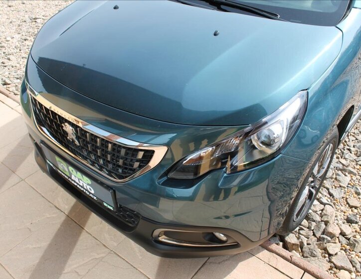 Peugeot 2008 SUV / Terénní 1,2 l 60 kw