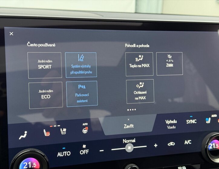 Lexus RX SUV 2,5 l 136 kw