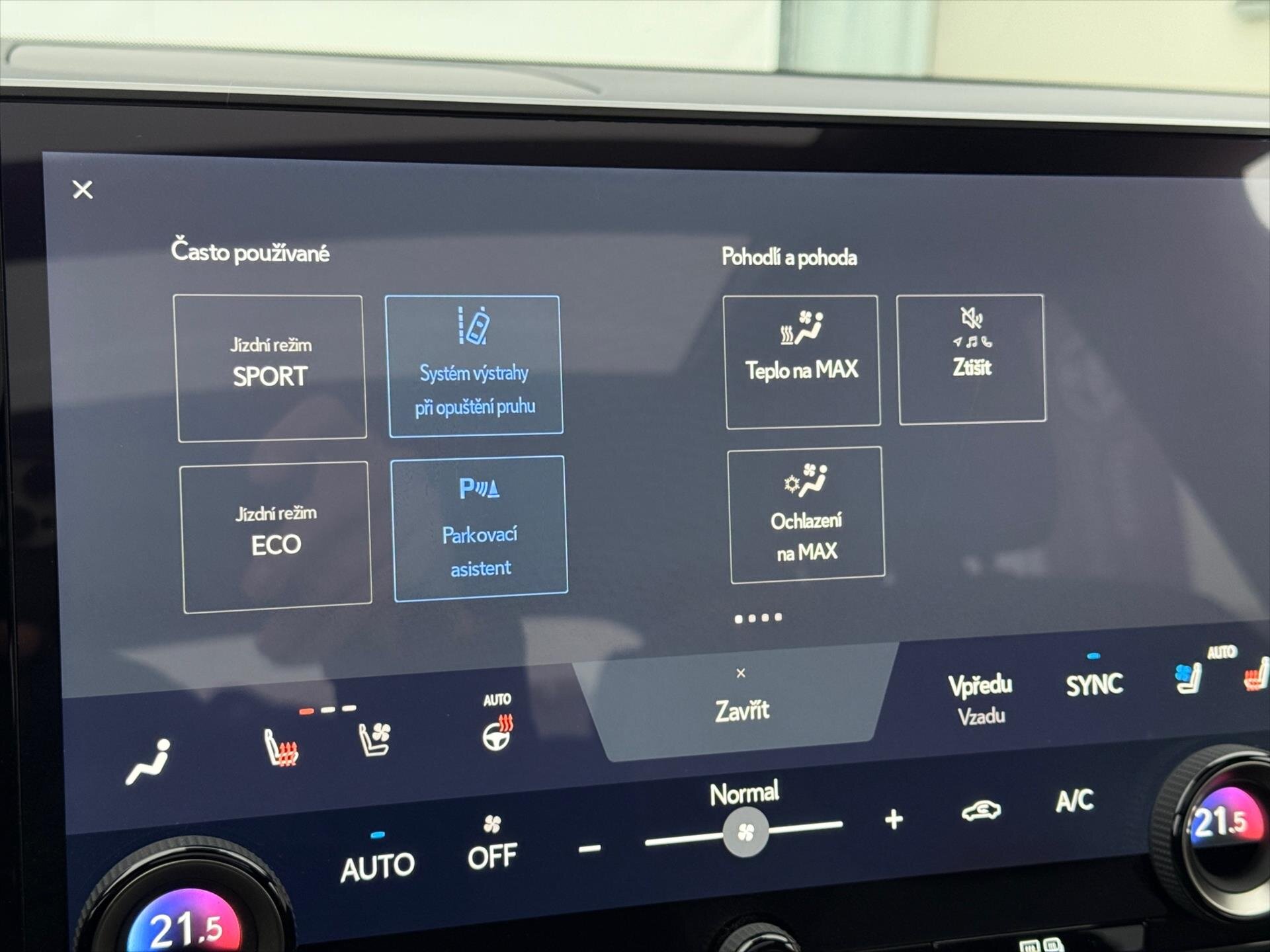 Lexus RX SUV 2,5 l 136 kw