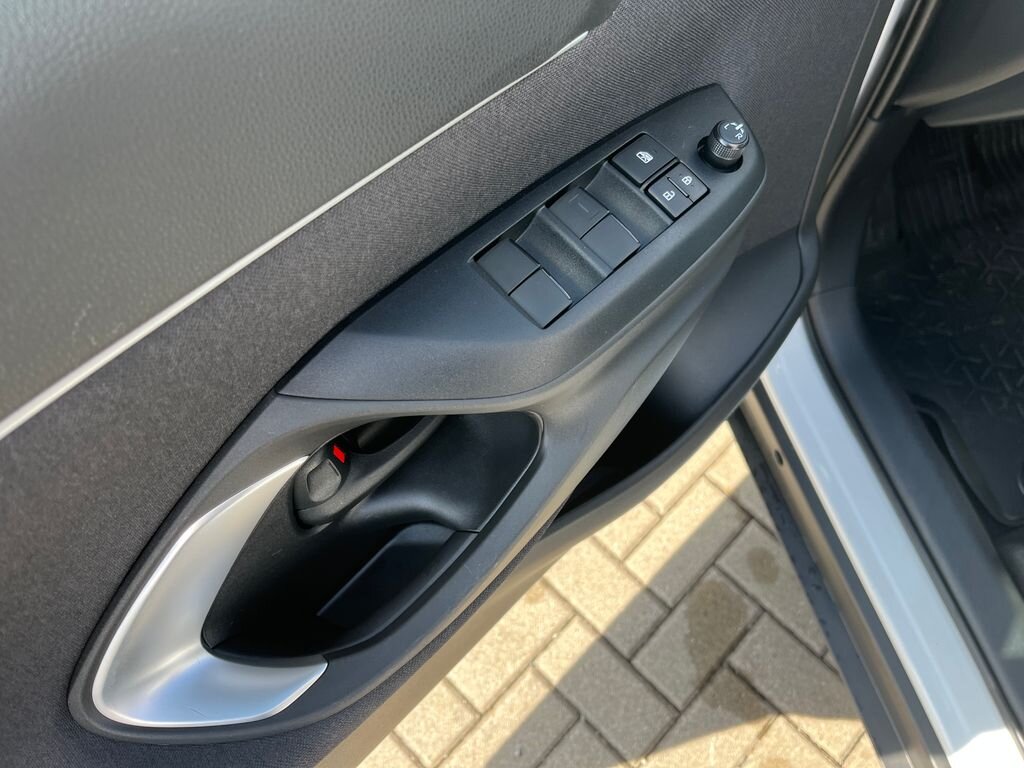 Toyota Yaris Cross SUV / Terénní 1,5 l 68 kw