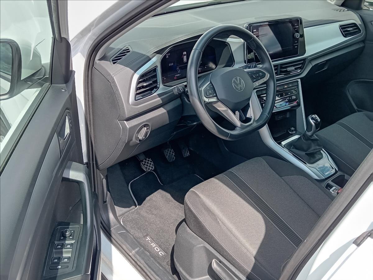 Volkswagen T-Roc Hatchback 999,0 81 kw