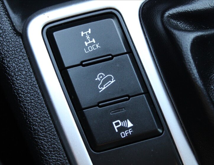 KIA Sportage SUV / Terénní 2,0 l 136 kw