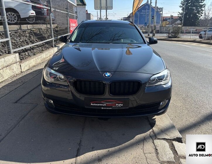 BMW Řada 5 Kombi 3,0 l 190 kw