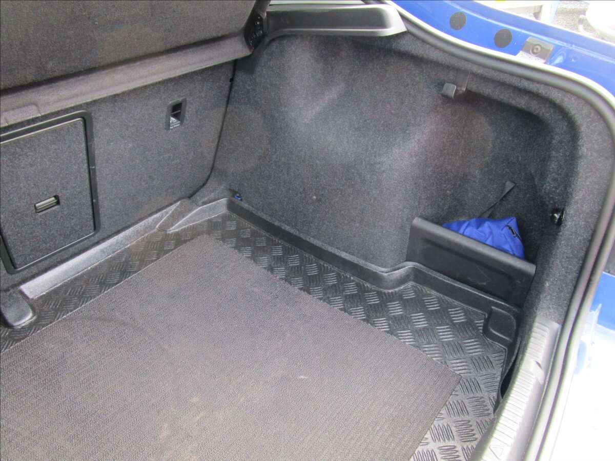 Škoda Rapid Sedan 999,0 81 kw