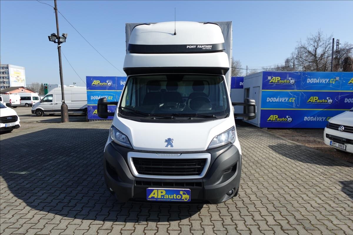 Peugeot Boxer Valník 2,2 l 121 kw
