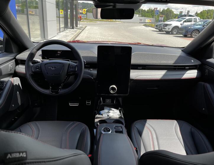 Ford Mustang Mach-E 23