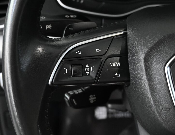 Audi Q5 SUV 2,0 l 140 kw