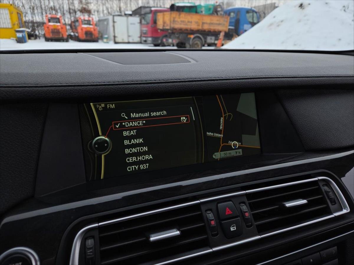 BMW Řada 7 Sedan / Limuzína 4,4 l 300 kw