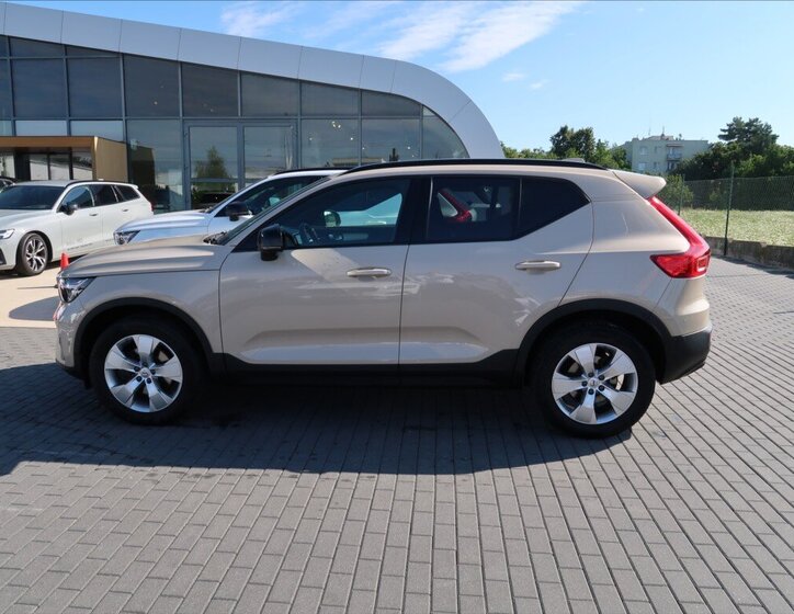 Volvo XC40 7
