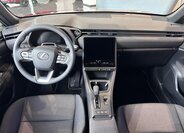 Lexus LBX SUV / Terénní 1,5 l 100 kw