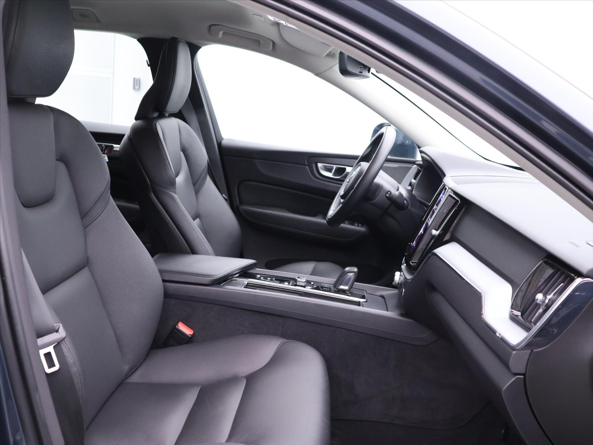 Volvo XC60 SUV / Terénní 2,0 l 145 kw