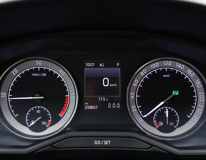 Škoda Superb Kombi 2,0 l 140 kw