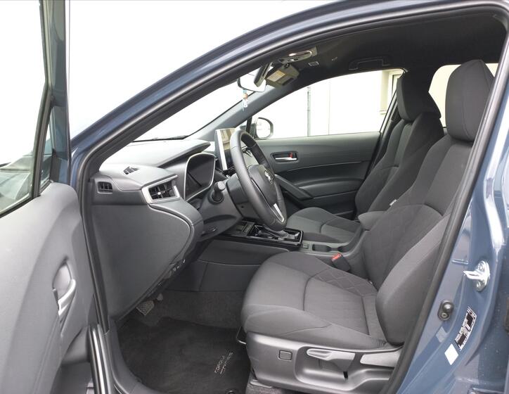 Toyota Corolla Cross 9