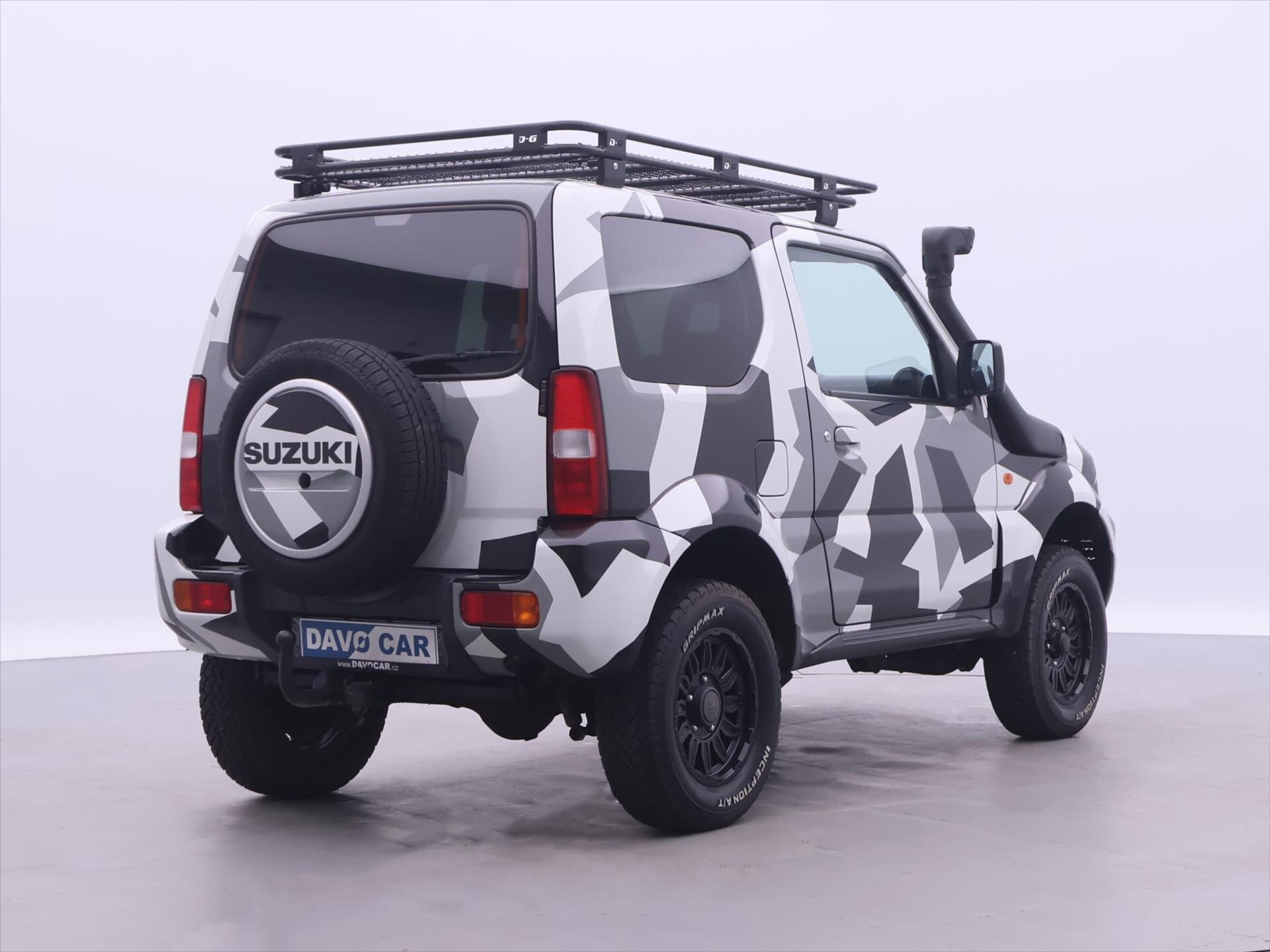 Suzuki Jimny SUV / Terénní 1,3 l 63 kw