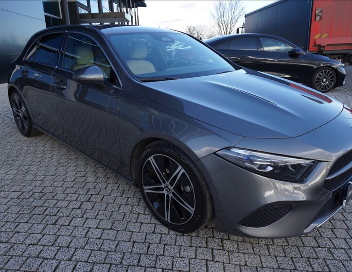 Mercedes-Benz Třídy A Hatchback 1,3 l 100 kw