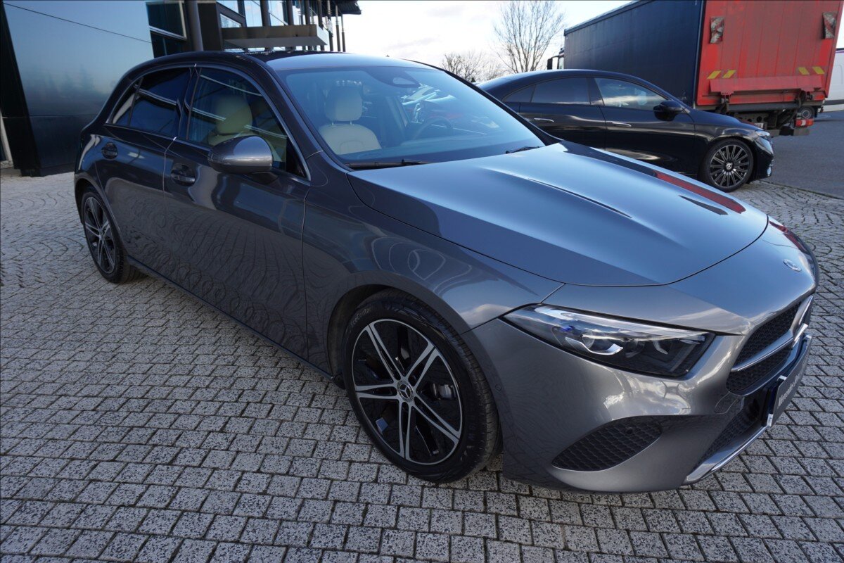 Mercedes-Benz Třídy A Hatchback 1,3 l 100 kw