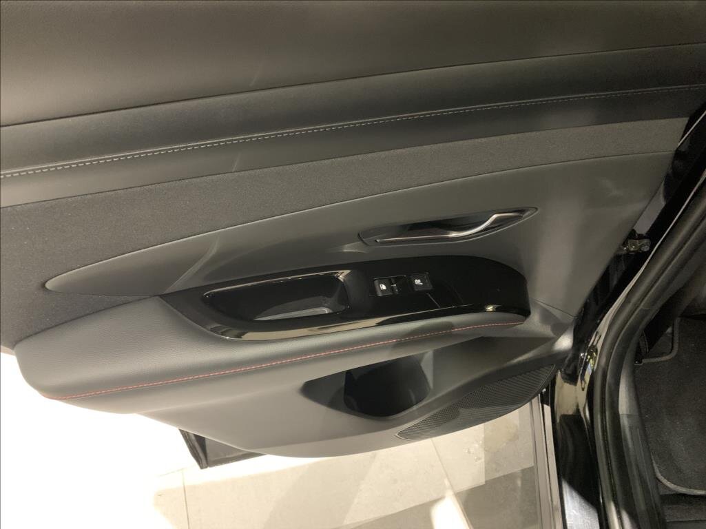 Hyundai Tucson SUV 1,6 l 117 kw