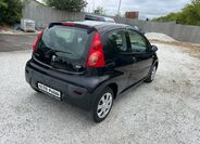 Peugeot 107 13