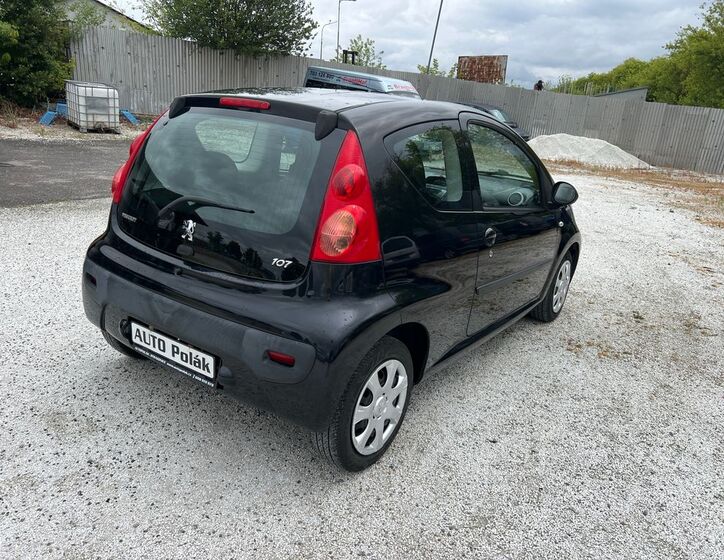 Peugeot 107 13