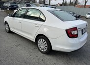 Škoda Rapid Hatchback 999,0 70 kw