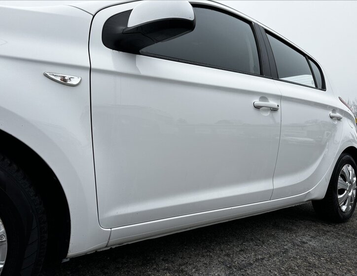 Hyundai i20 Hatchback 1,2 l 57 kw