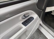 Volkswagen up! 12